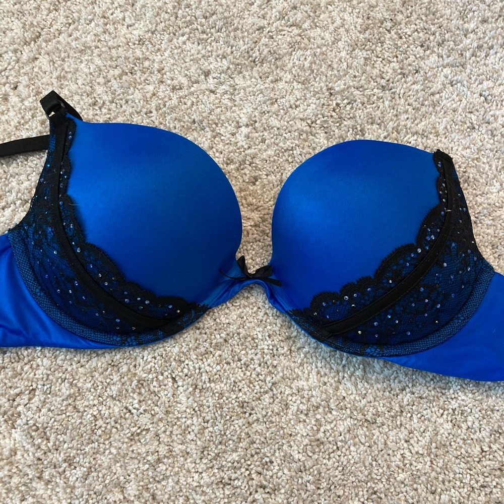 Victoria’s Secret bra